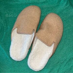 Sherpa slippers